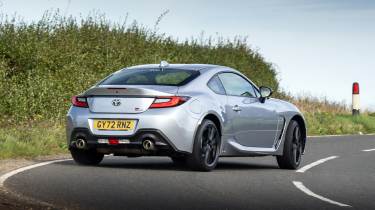 Toyota GT86 v GR86 – rear drift
